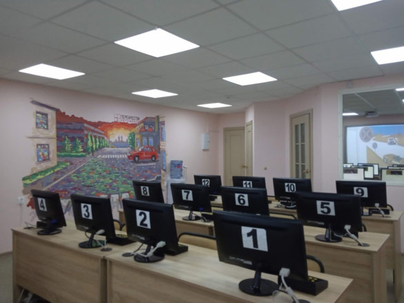 Учебный класс в автошколе 